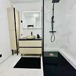 Le Ru'beach - T2 Avec Piscine Fermee Pour Travaux Reouverture 4 Juillet , Tarif Reduit Apartman *