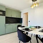 Le Ru'beach - T2 Avec Piscine Fermee Pour Travaux Reouverture 4 Juillet , Tarif Reduit Apartman *